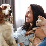 El error al refrescar a tu perro en ola de calor: ¡Evita un golpe fatal!