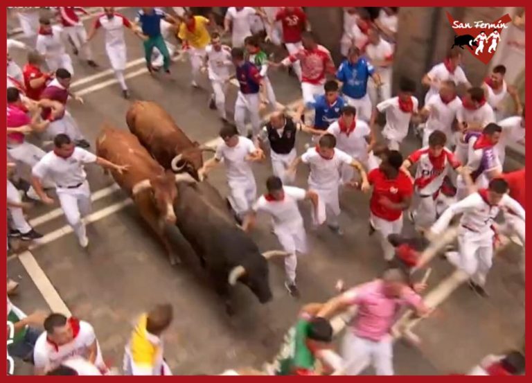 Tercer encierro San Fermín 2026: Victoriano del Río deja 13 heridos, uno de ellos por asta