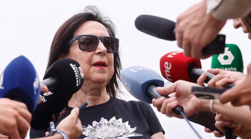 Robles señala a Marruecos por la crisis de Ceuta y exige investigación