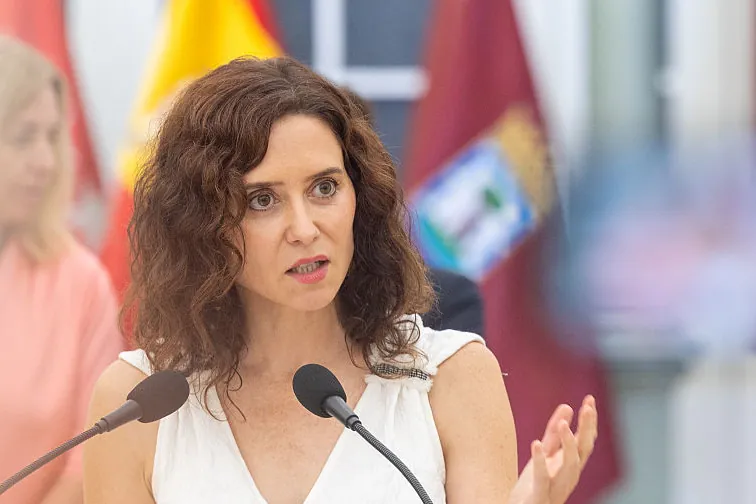 Ayuso en la cima de su poder político afronta un nuevo escenario
