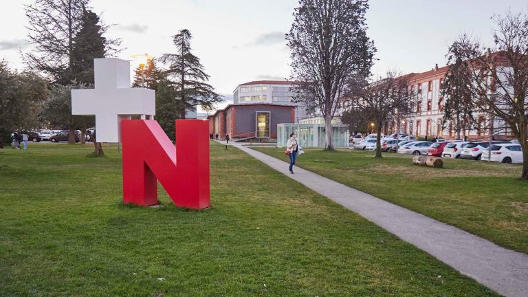 Salud cesa a alto cargo del Hospital Universitario de Navarra