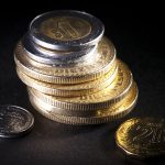 Salario estancado: tu bolsillo nota la subida de precios y la inflación te ahoga