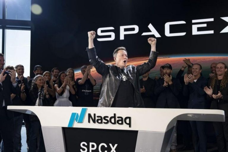 Elon Musk invierte 16.800 millones en Terafab, la fábrica de chips