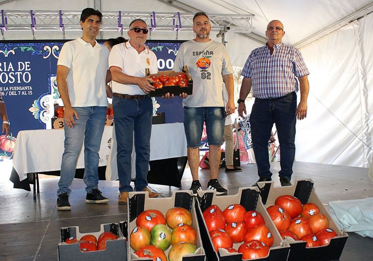 20.000 euros por tomates: El Huevo de Toro de Coín bate récord
