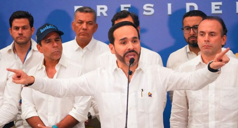 ¿El fin del diálogo en Colombia? De la Espriella marca distancia