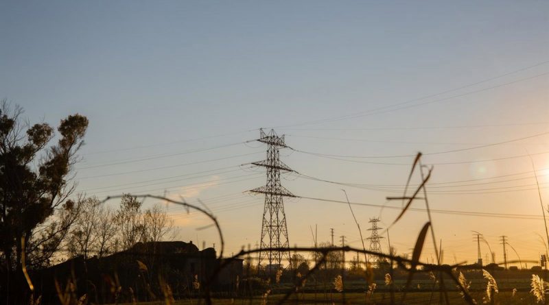Precio luz 31 julio 2026: MWh cae a 140€, pero vigila las horas punta