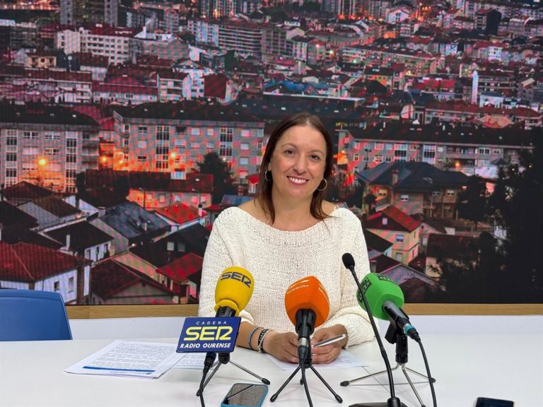 Ana Méndez denuncia a Jácome por publicar su domicilio en Ourense