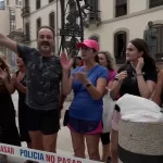 abucheos y protestas por la crisis migratoria